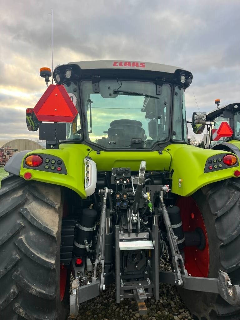 Traktor van het type CLAAS Arion 450 CIS, Gebrauchtmaschine in Ringe (Foto 13)