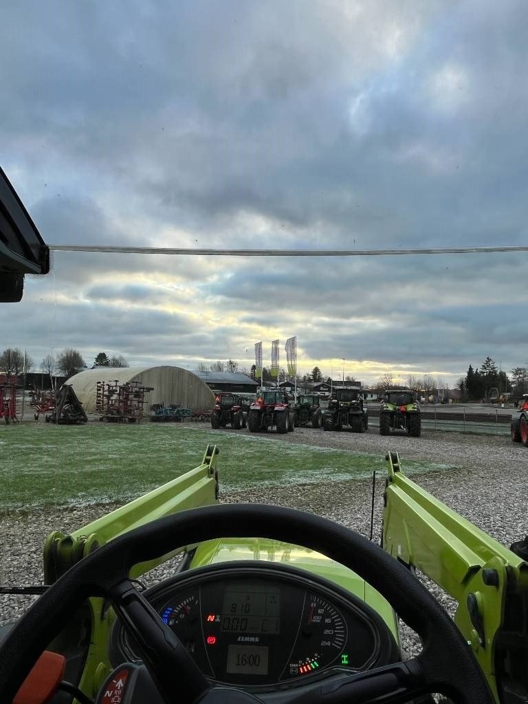 Traktor van het type CLAAS Arion 450 CIS, Gebrauchtmaschine in Ringe (Foto 14)