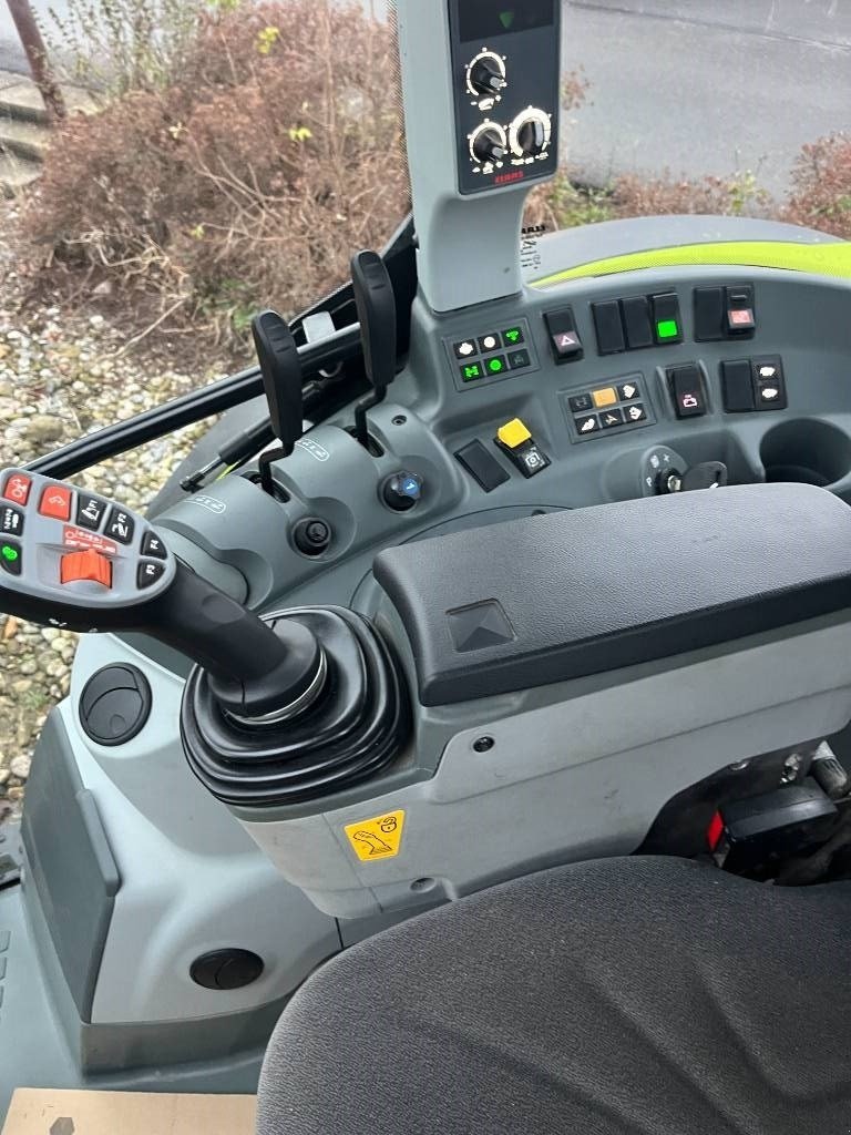 Traktor van het type CLAAS Arion 450 CIS, Gebrauchtmaschine in Ringe (Foto 22)