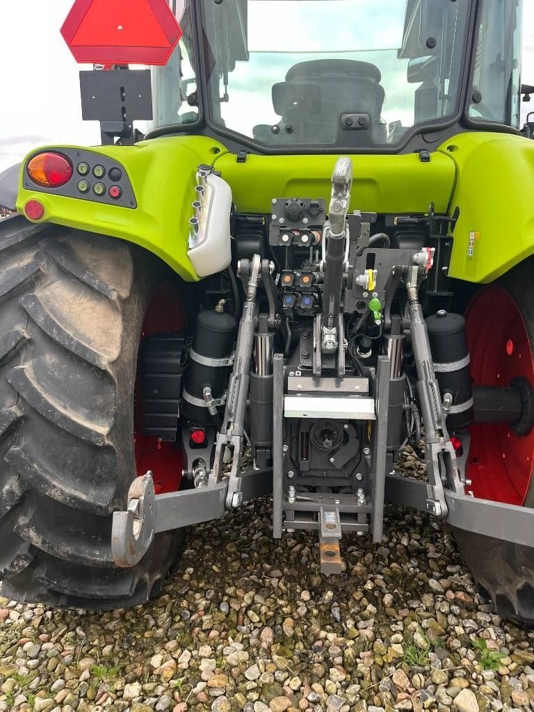 Traktor van het type CLAAS Arion 450 CIS, Gebrauchtmaschine in Ringe (Foto 12)