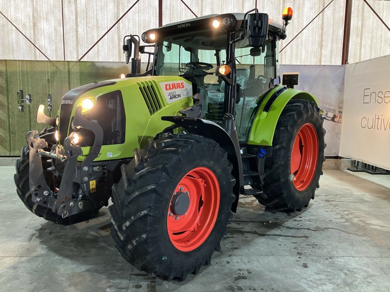 Traktor van het type CLAAS ARION 450 CONCEPT, Gebrauchtmaschine in VAROIS & CHAIGNOT (Foto 1)