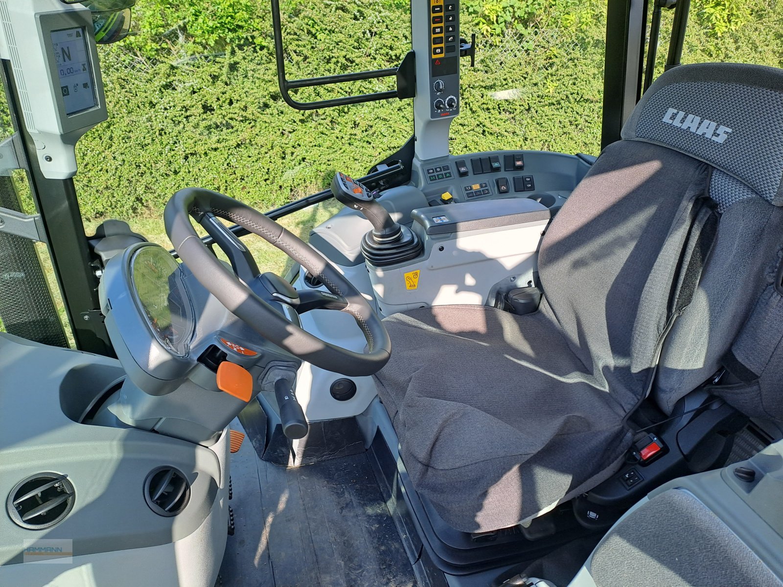 Traktor of the type CLAAS Arion 450, Neumaschine in Calw  (Picture 5)