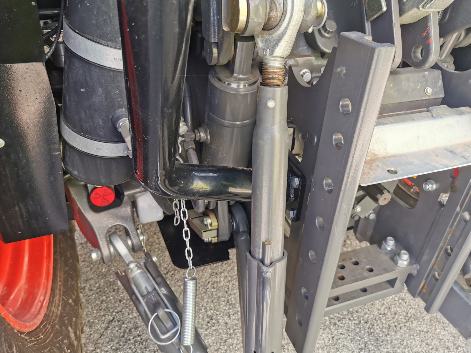 Traktor of the type CLAAS ARION 450, Gebrauchtmaschine in Naklo (Picture 10)