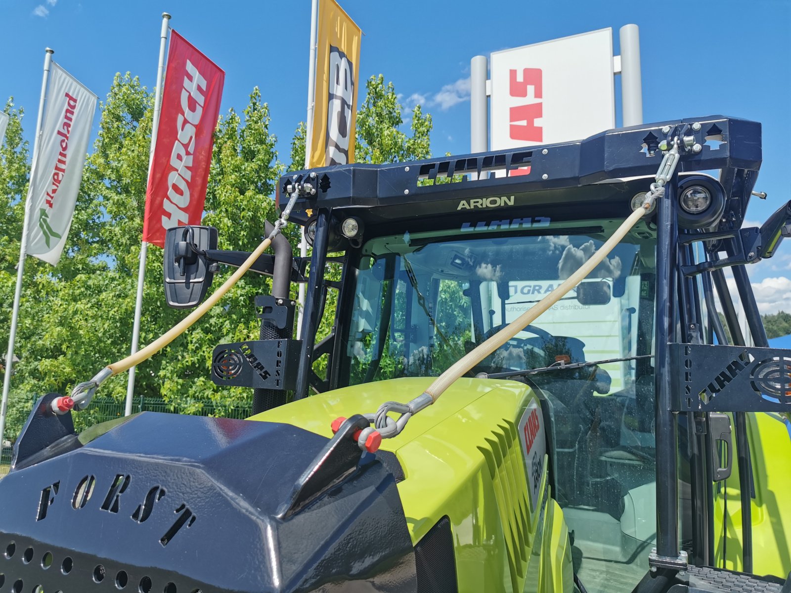 Traktor of the type CLAAS ARION 450, Gebrauchtmaschine in Naklo (Picture 12)