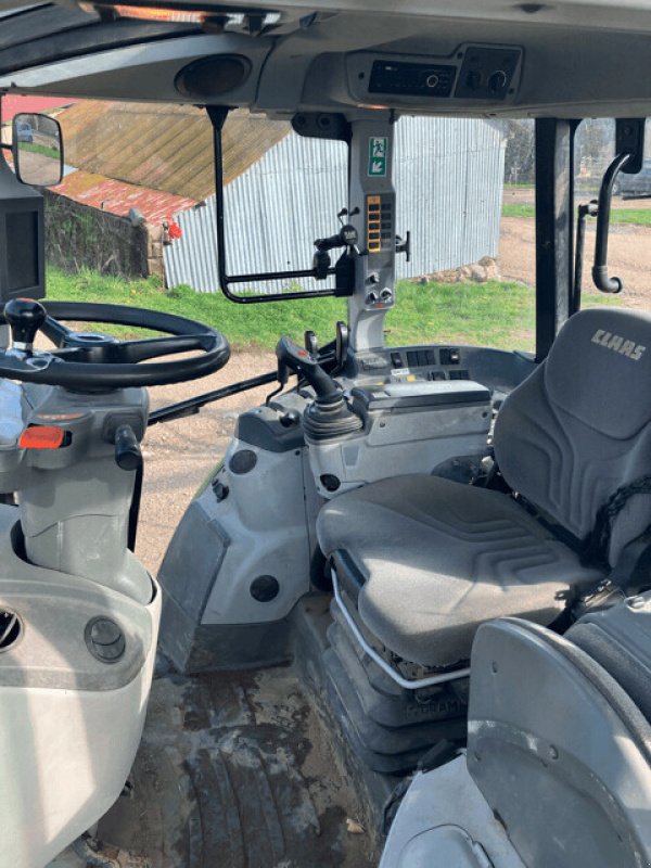 Traktor typu CLAAS ARION 460 ADVANCE 18, Gebrauchtmaschine v AUTUN (Obrázek 8)