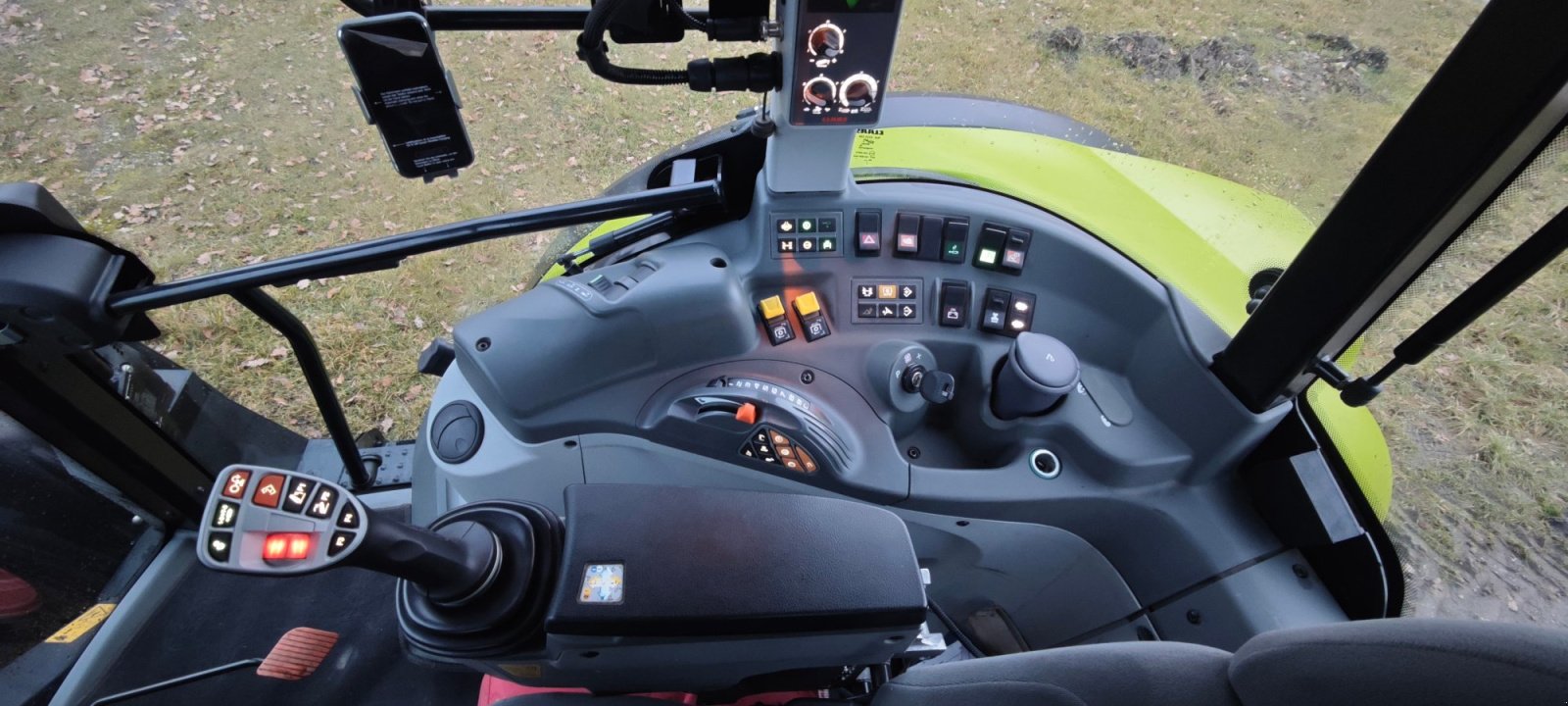 Traktor a típus CLAAS Arion 460 CIS+, Gebrauchtmaschine ekkor: Emmering (Kép 2)