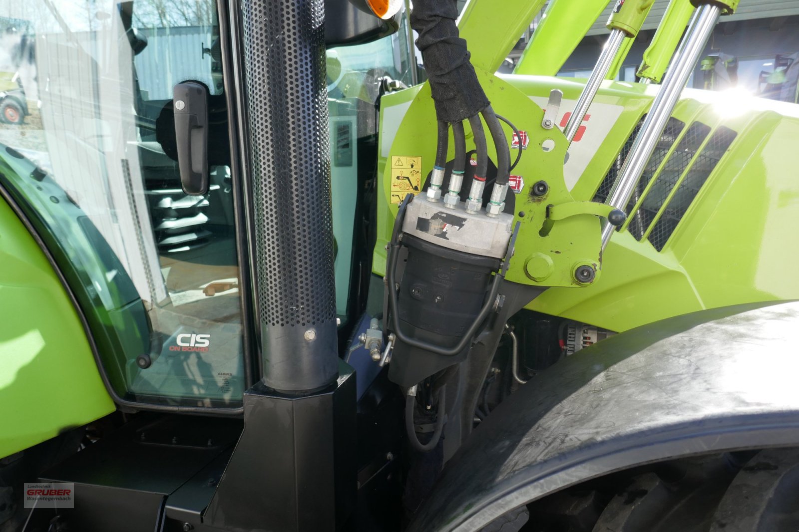 Traktor του τύπου CLAAS Arion 460 CIS Panoramic, Gebrauchtmaschine σε Dorfen (Φωτογραφία 5)