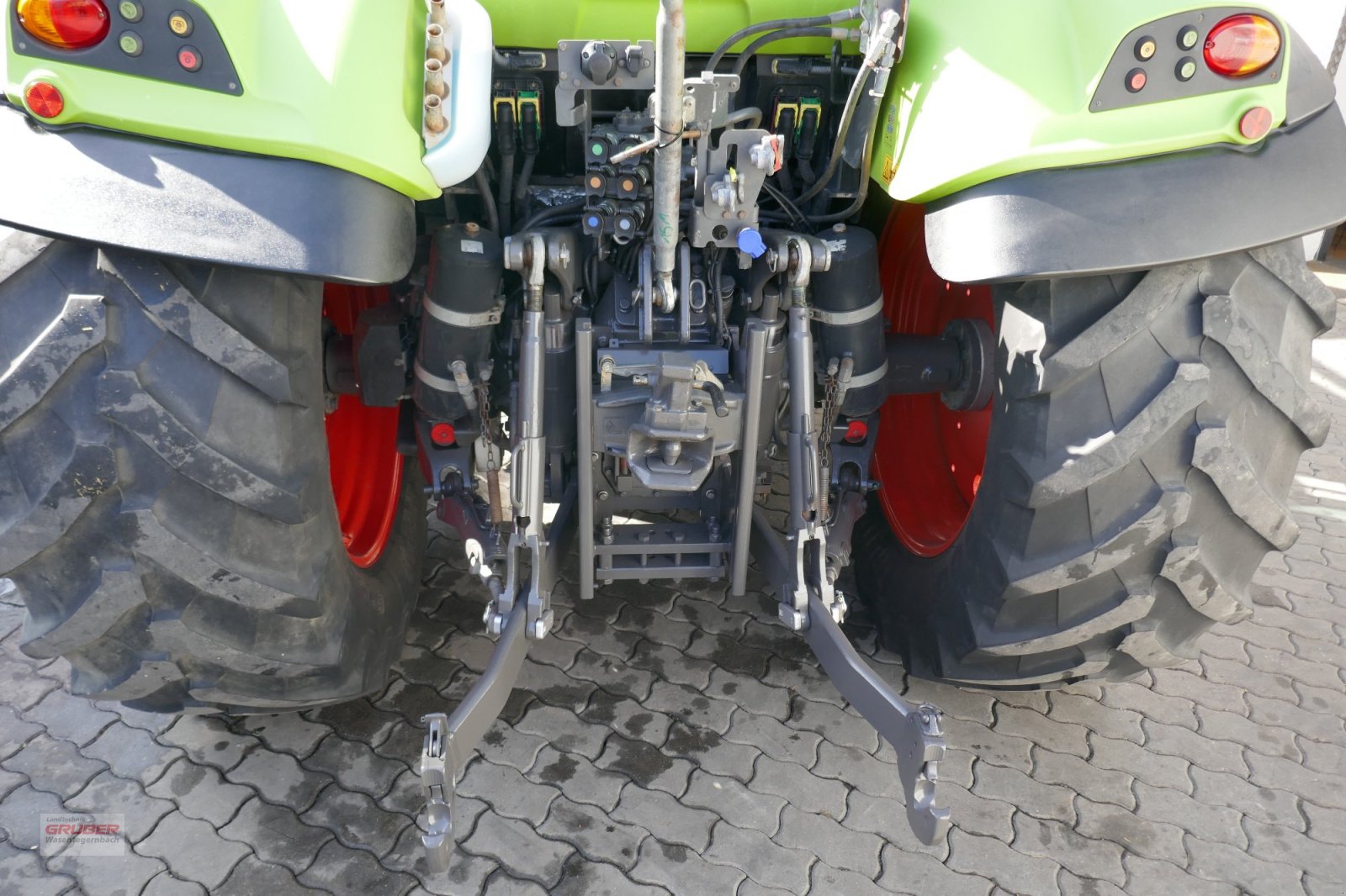 Traktor του τύπου CLAAS Arion 460 CIS Panoramic, Gebrauchtmaschine σε Dorfen (Φωτογραφία 8)