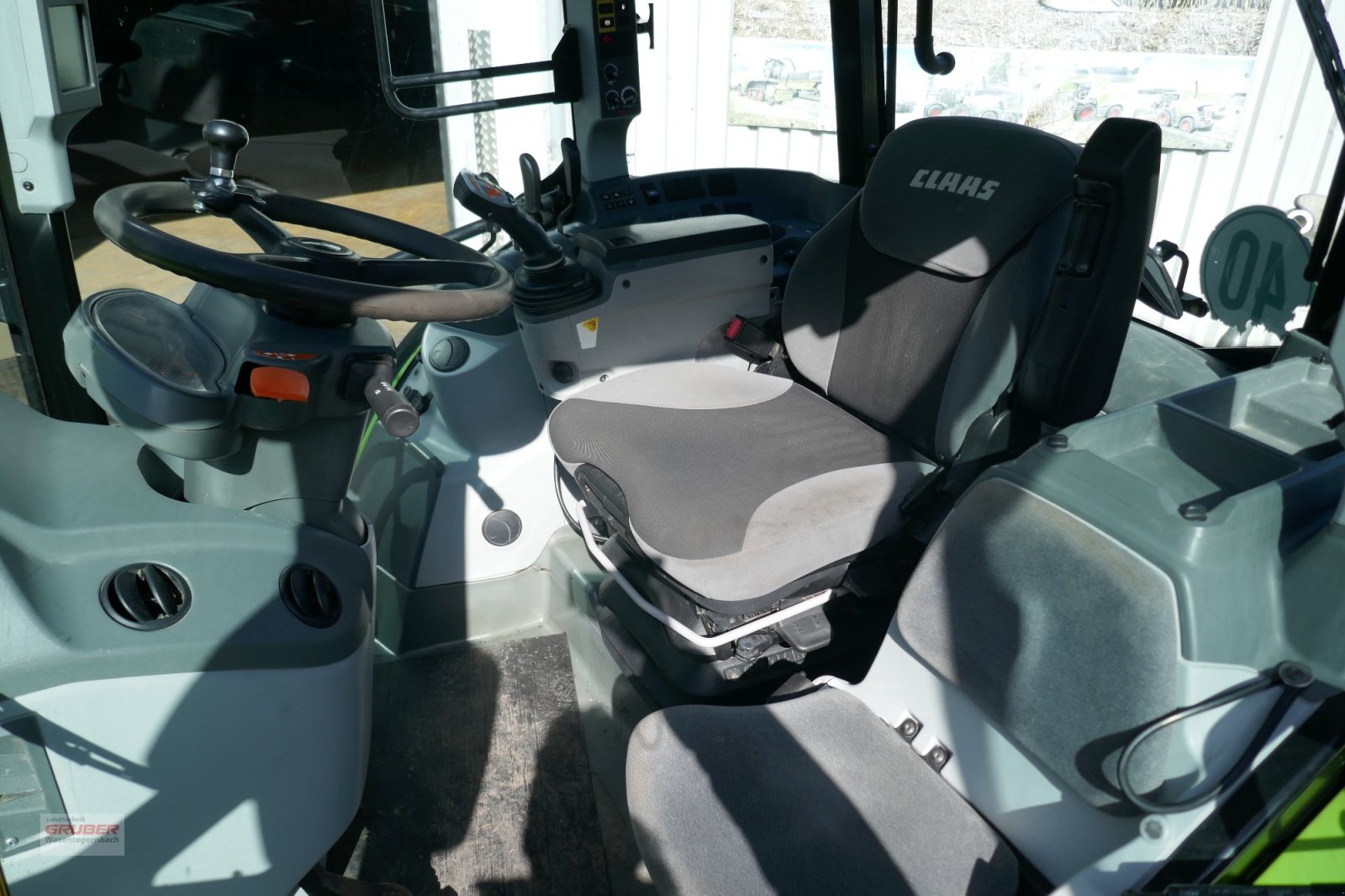 Traktor του τύπου CLAAS Arion 460 CIS Panoramic, Gebrauchtmaschine σε Dorfen (Φωτογραφία 12)