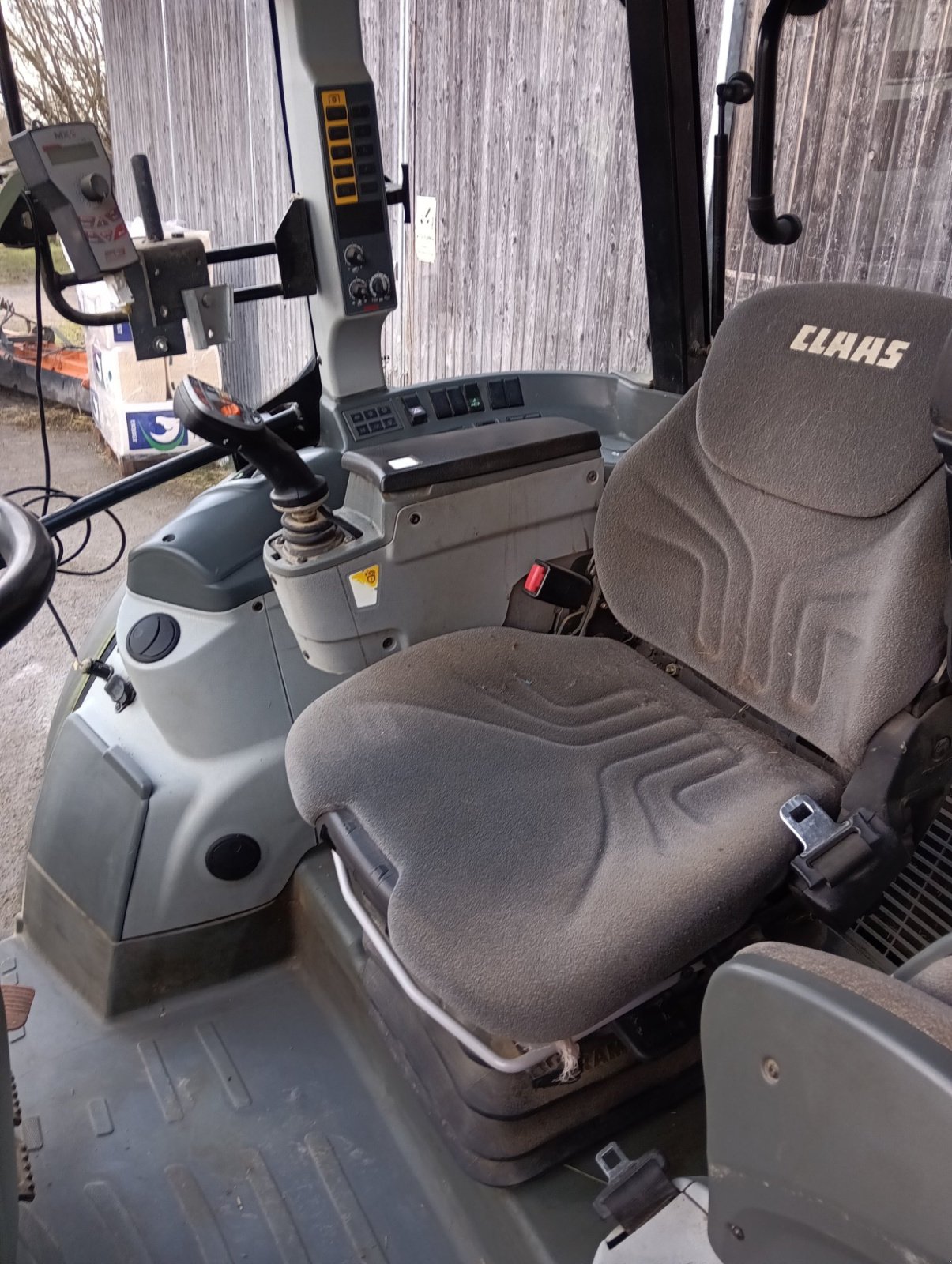 Traktor des Typs CLAAS Arion 460 CIS+ PANORAMIC, Gebrauchtmaschine in Tamm (Bild 2)