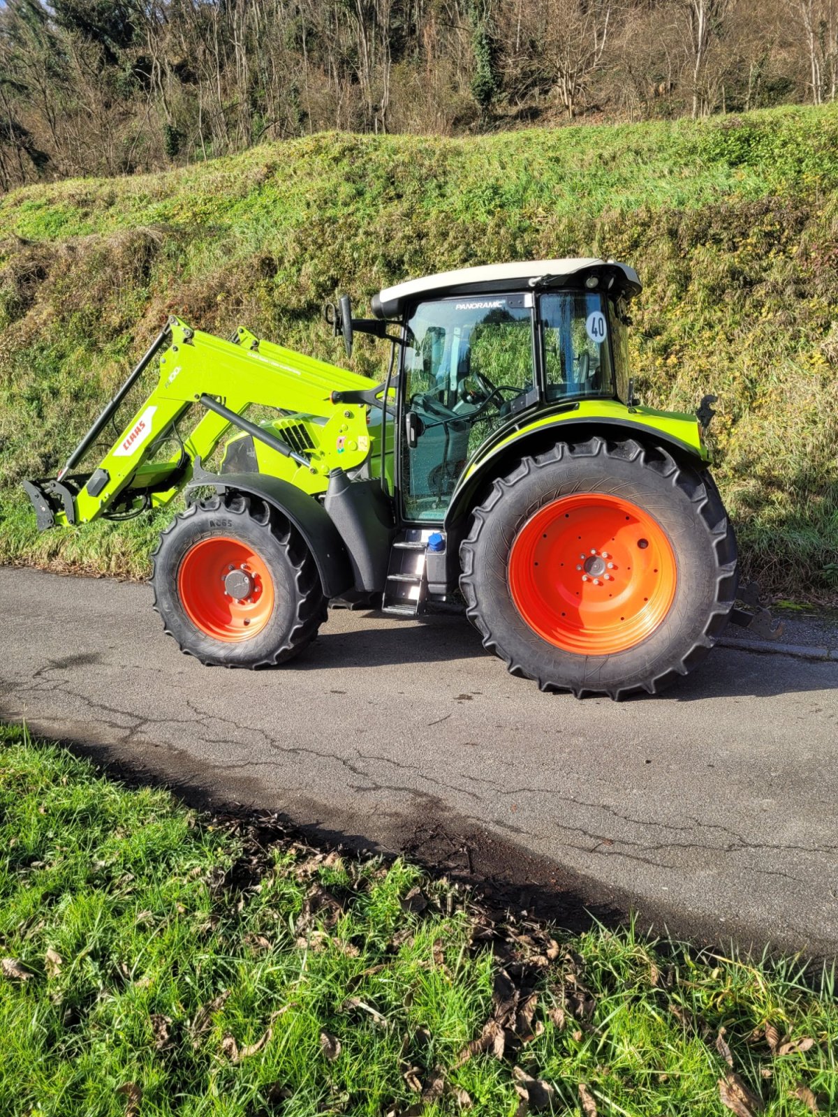 Traktor типа CLAAS Arion 460 CIS+ PANORAMIC, Gebrauchtmaschine в Kenzingen (Фотография 2)