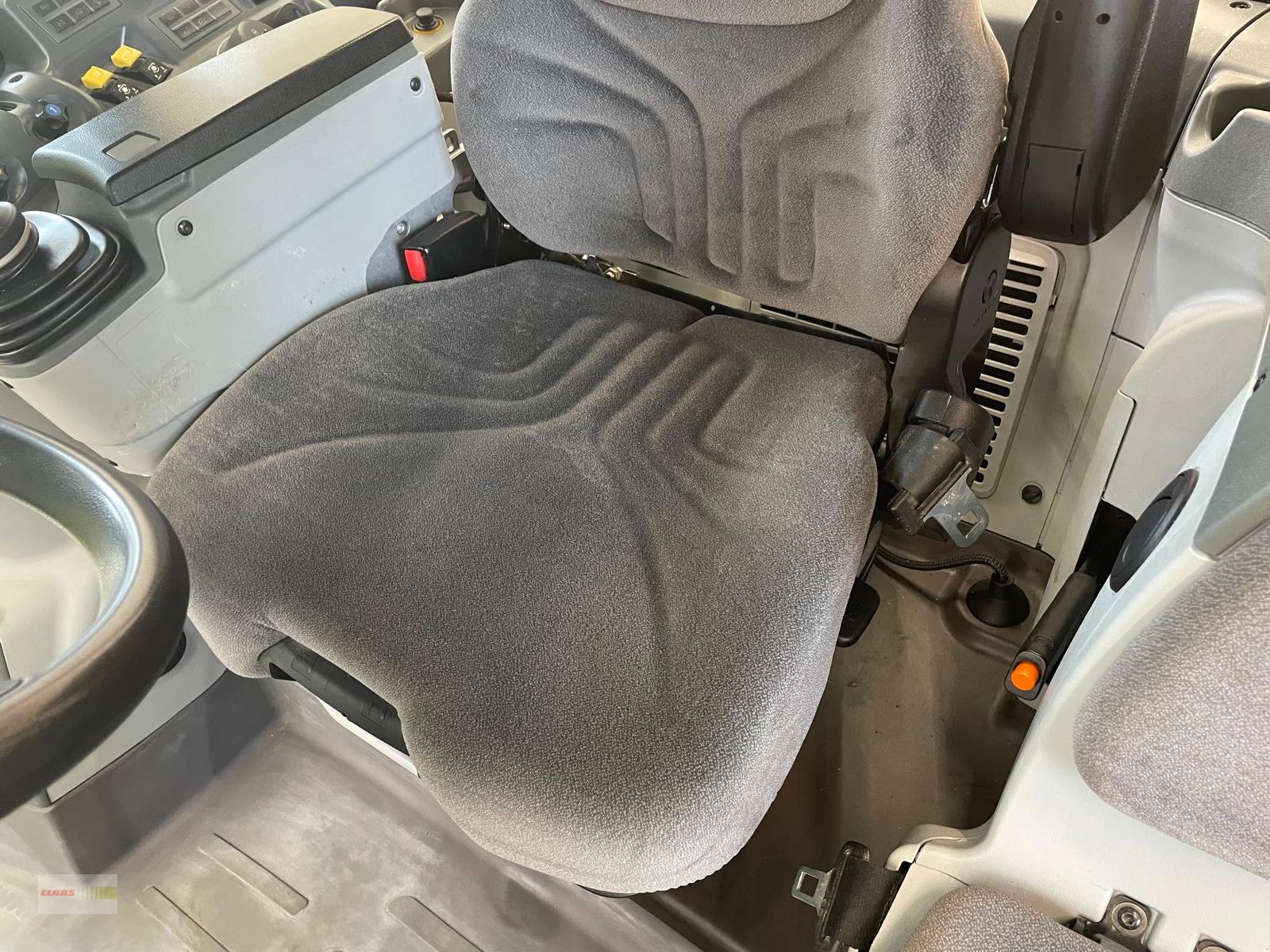 Traktor des Typs CLAAS Arion 460 CIS, Gebrauchtmaschine in Langenau (Bild 9)