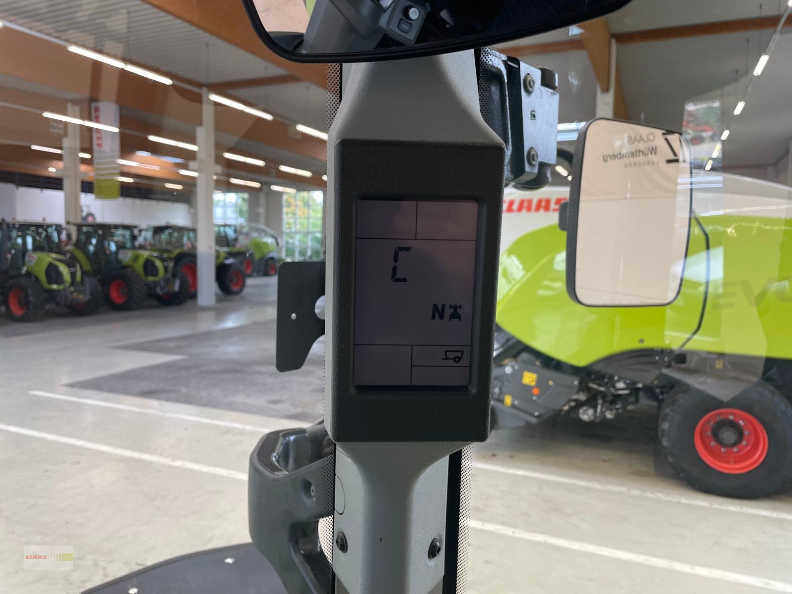 Traktor des Typs CLAAS Arion 460 CIS, Gebrauchtmaschine in Langenau (Bild 13)