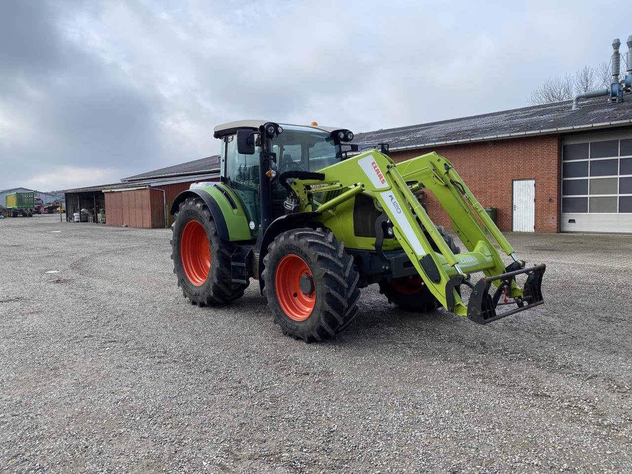Traktor van het type CLAAS ARION 460, Gebrauchtmaschine in Tim (Foto 1)