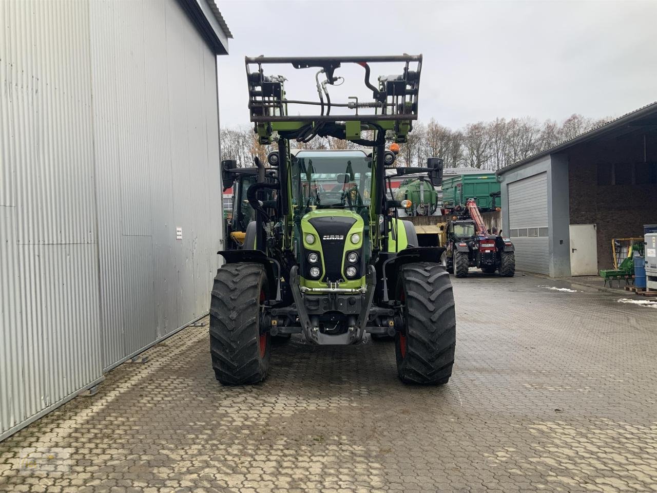 Traktor typu CLAAS Arion 460, Gebrauchtmaschine v Pfreimd (Obrázek 3)