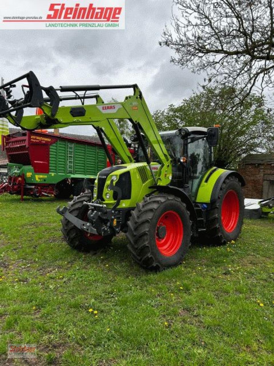Traktor of the type CLAAS Arion 470 CIS+ FL, Neumaschine in Rollwitz (Picture 1)