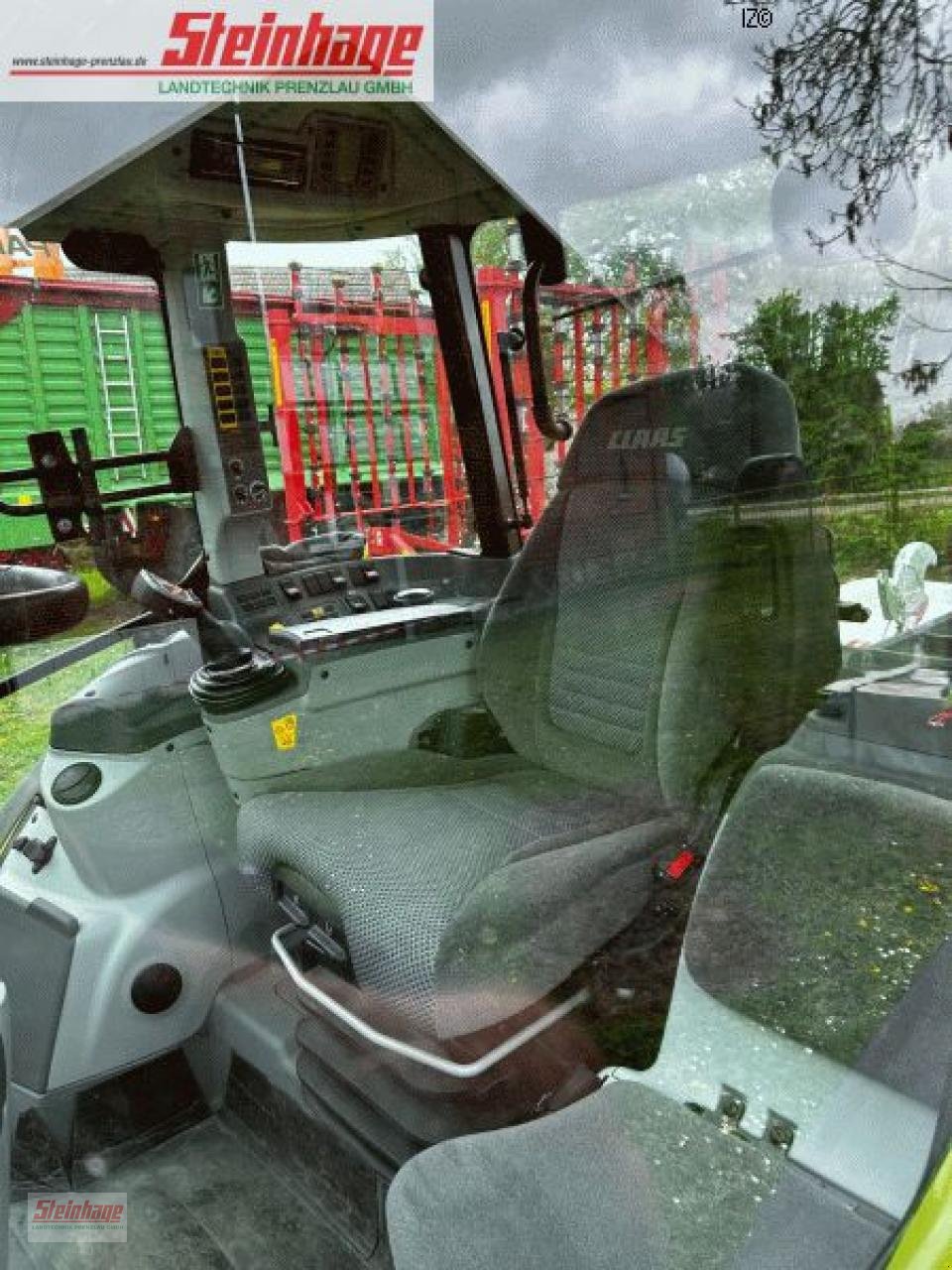 Traktor of the type CLAAS Arion 470 CIS+ FL, Neumaschine in Rollwitz (Picture 9)