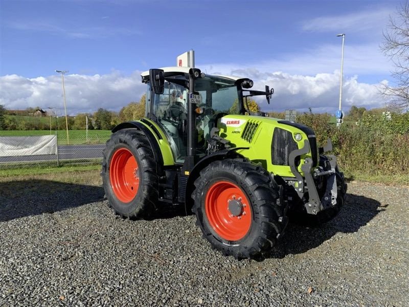 Traktor des Typs CLAAS ARION 470 CIS, Vorführmaschine in Mengkofen (Bild 1)