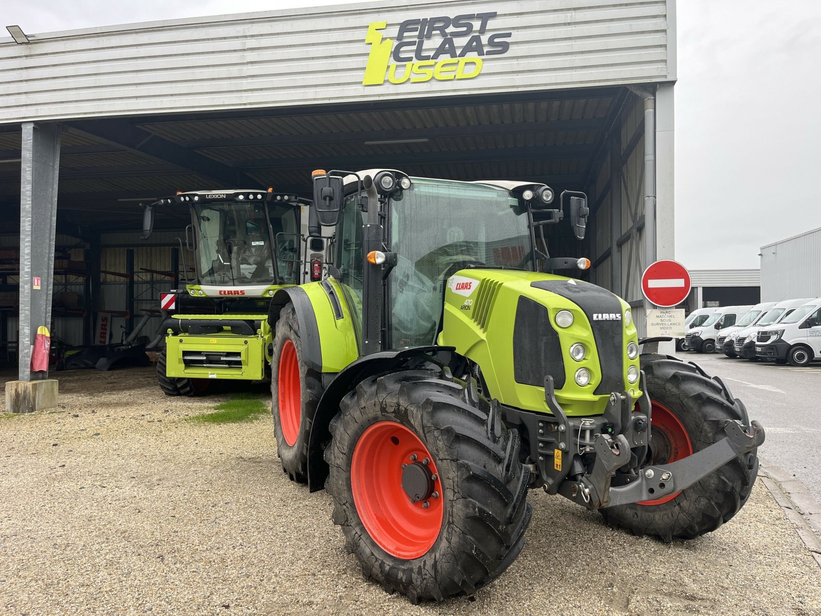 Traktor typu CLAAS ARION 470 PANORAMIC, Gebrauchtmaschine v PONTIVY (Obrázek 3)
