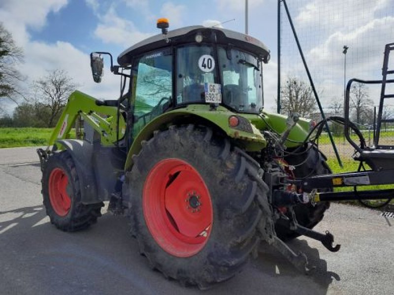 Traktor a típus CLAAS ARION 470, Gebrauchtmaschine ekkor: VELAINES (Kép 4)