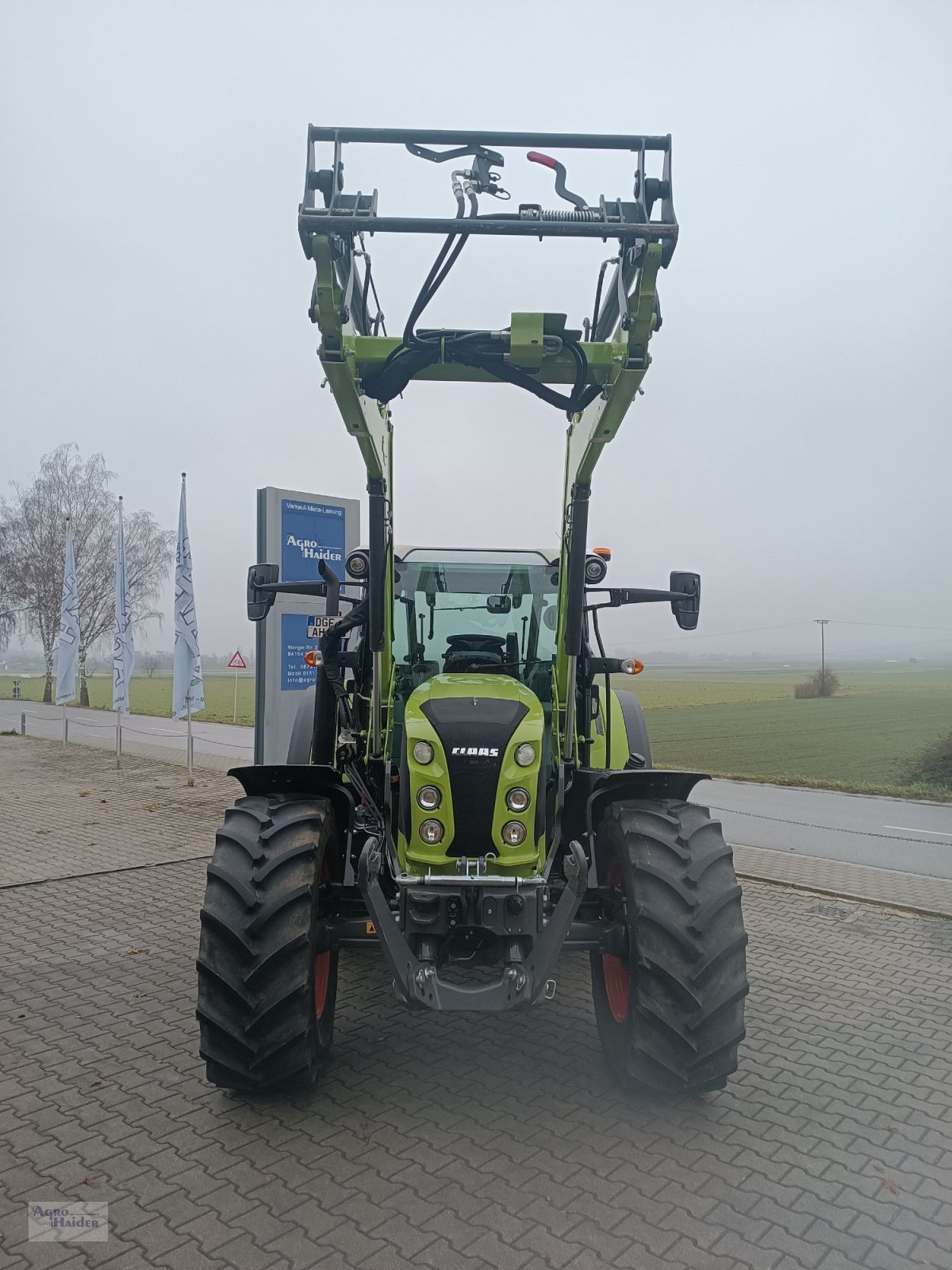 Traktor типа CLAAS Arion 470, Gebrauchtmaschine в Moosthenning (Фотография 2)