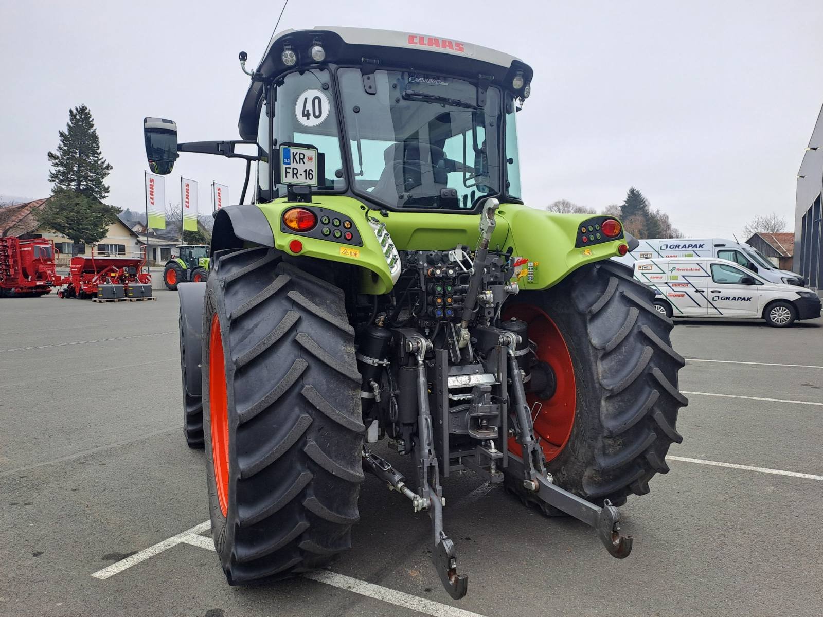 Traktor типа CLAAS ARION 470, Gebrauchtmaschine в Naklo (Фотография 10)
