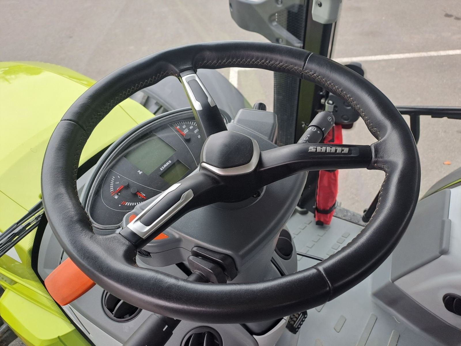 Traktor типа CLAAS ARION 470, Gebrauchtmaschine в Naklo (Фотография 20)