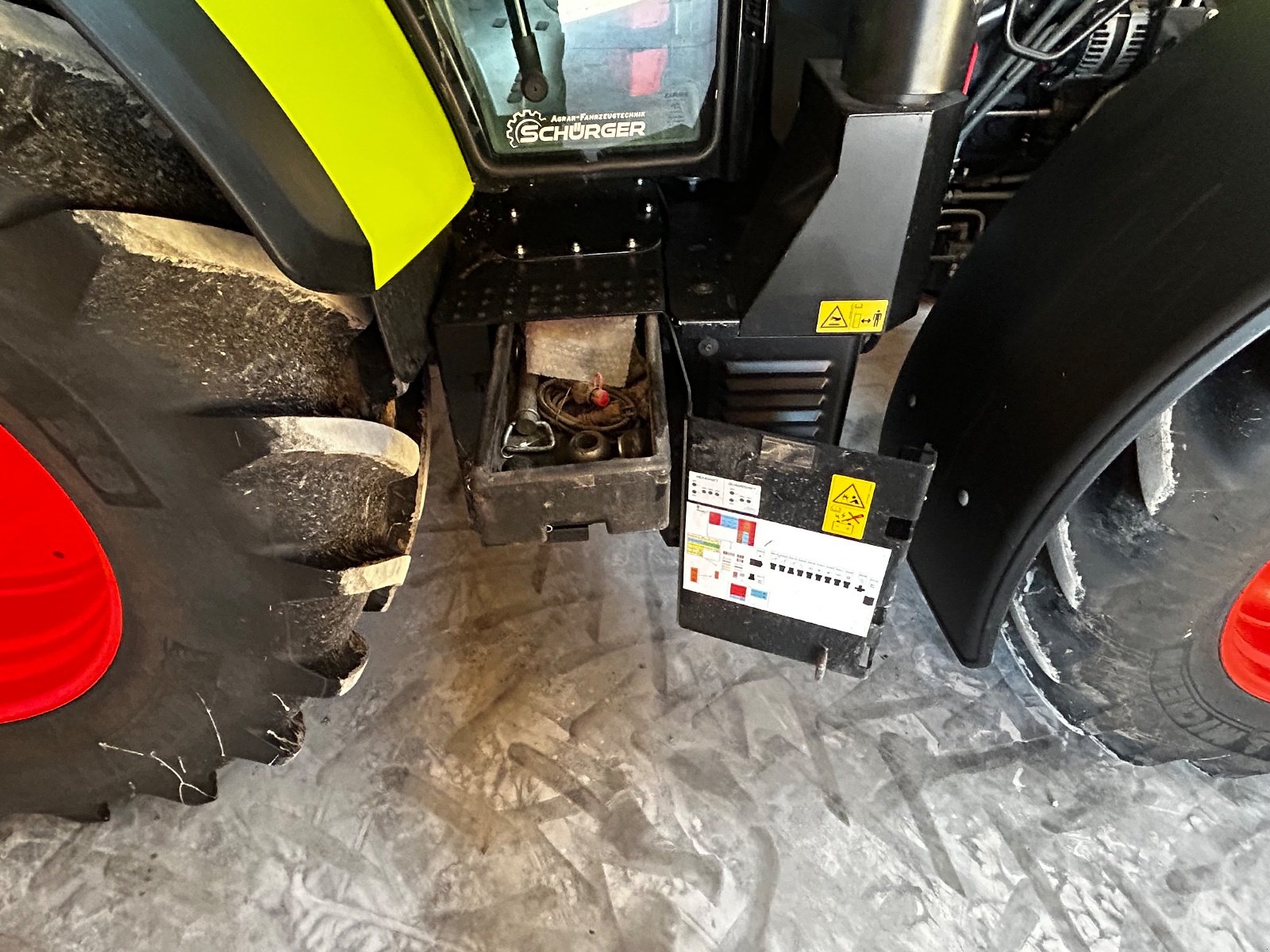 Traktor типа CLAAS Arion 470, Gebrauchtmaschine в Feuchtwangen (Фотография 9)