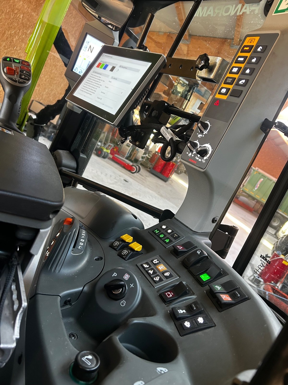 Traktor типа CLAAS Arion 470, Gebrauchtmaschine в Feuchtwangen (Фотография 13)