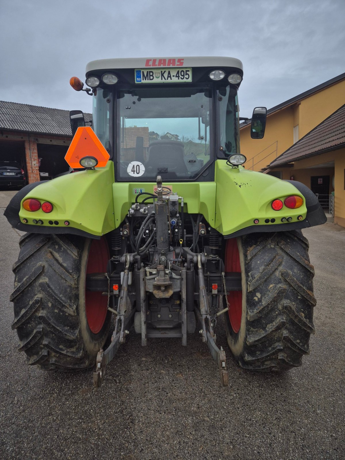 Traktor van het type CLAAS ARION 510 CIS, Gebrauchtmaschine in Naklo (Foto 7)