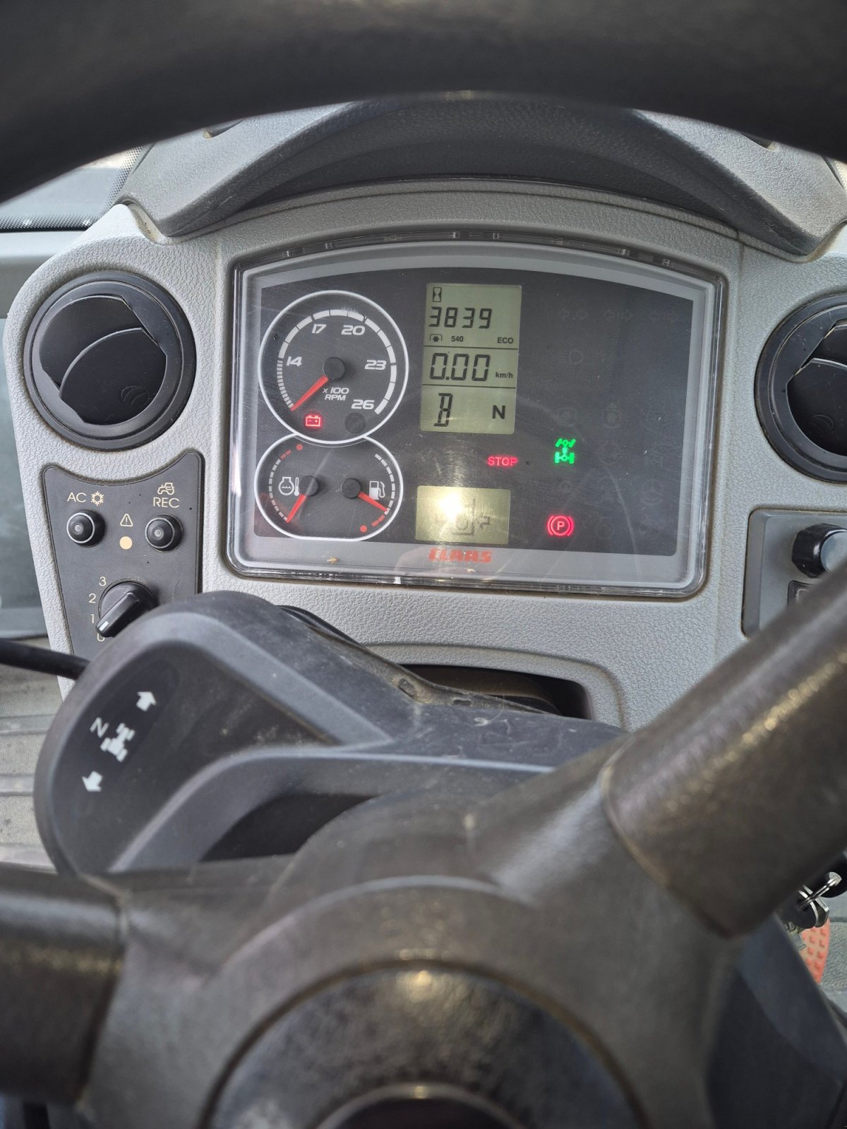 Traktor van het type CLAAS ARION 510 CIS, Gebrauchtmaschine in Naklo (Foto 14)