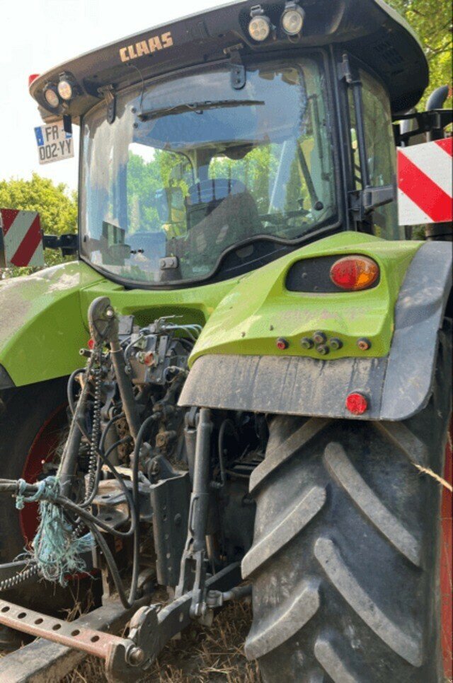 Traktor des Typs CLAAS ARION 510 CMATIC CONCEPT, Gebrauchtmaschine in Feurs (Bild 5)