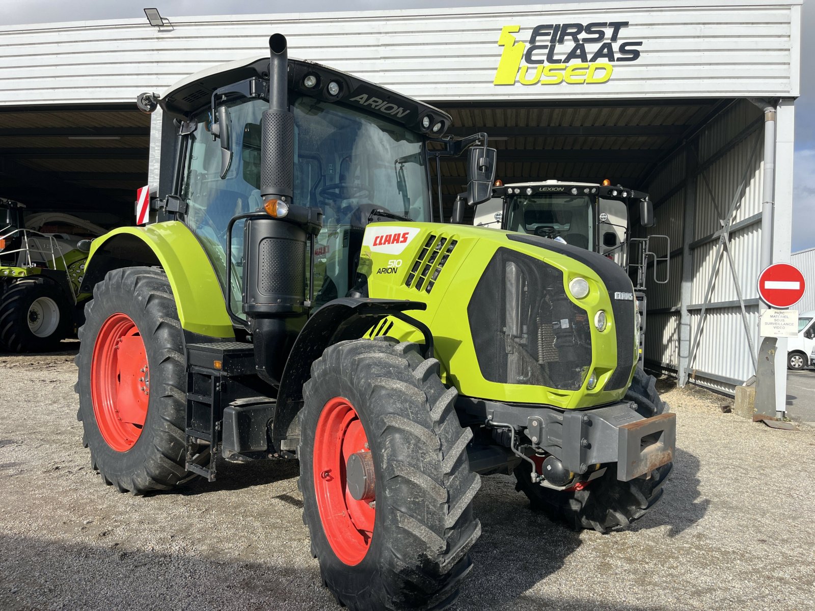 Traktor tipa CLAAS ARION 510 CMATIC S5 CONCEPT, Gebrauchtmaschine u PONTIVY (Slika 3)