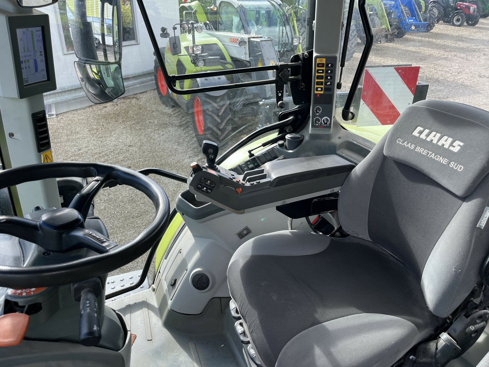 Traktor tipa CLAAS ARION 510 CMATIC S5 CONCEPT, Gebrauchtmaschine u PONTIVY (Slika 10)