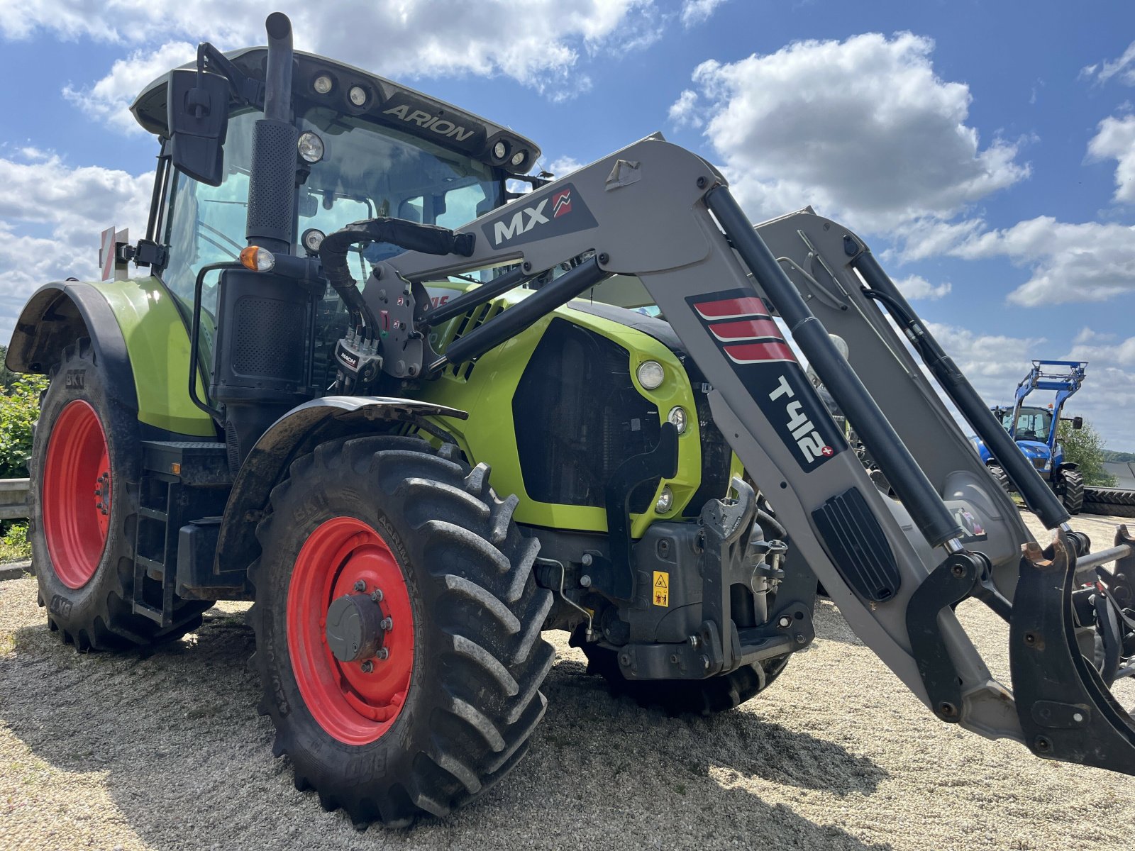 Traktor του τύπου CLAAS ARION 510 CMATIC S5, Gebrauchtmaschine σε PONTIVY (Φωτογραφία 1)