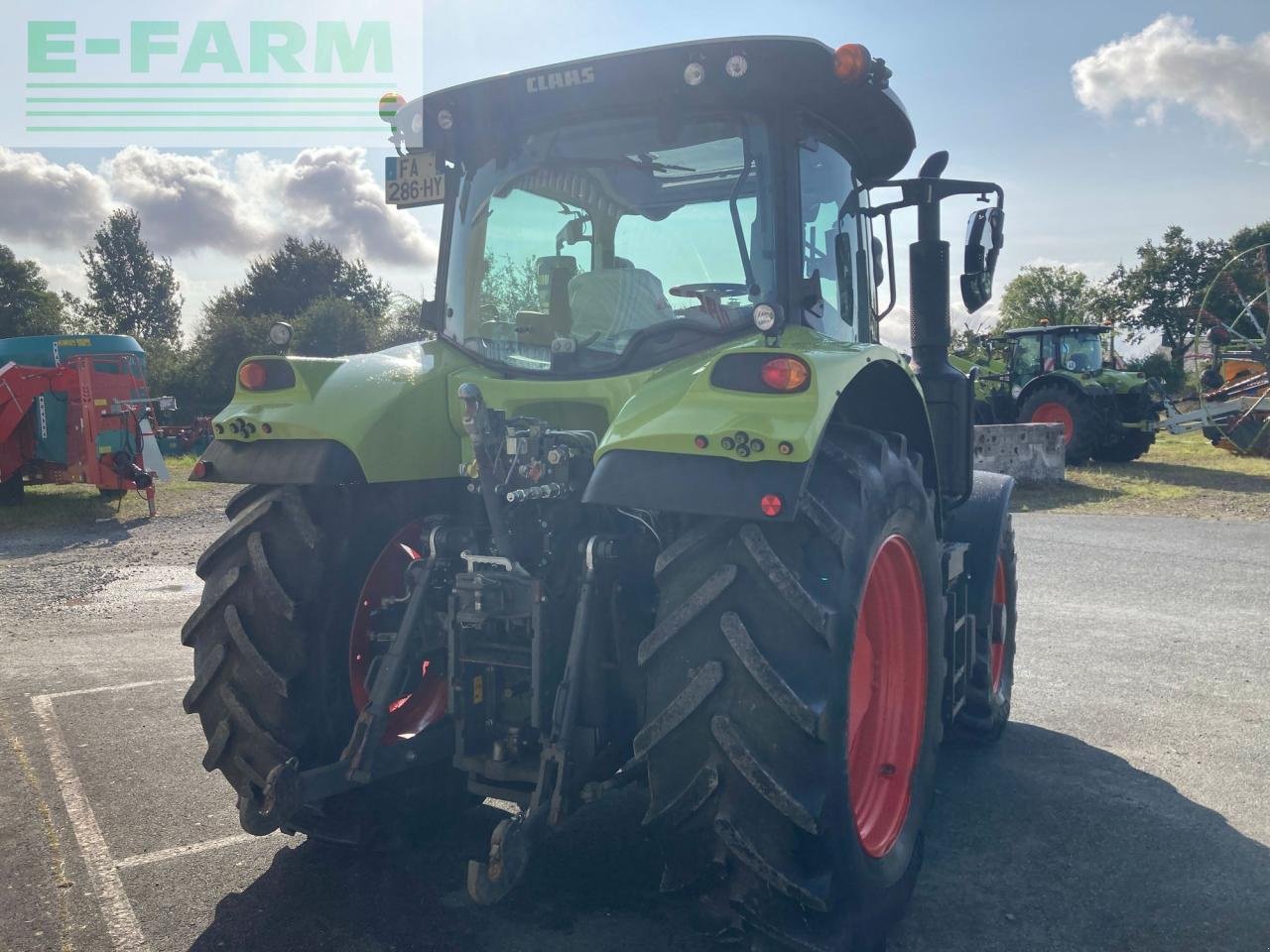 Traktor типа CLAAS arion 510 cmatic, Gebrauchtmaschine в ARNAGE (Фотография 7)