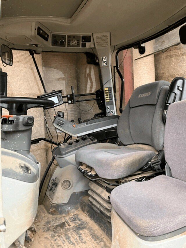 Traktor typu CLAAS ARION 510 FIRST EDITION, Gebrauchtmaschine w Hauteroche (Zdjęcie 5)