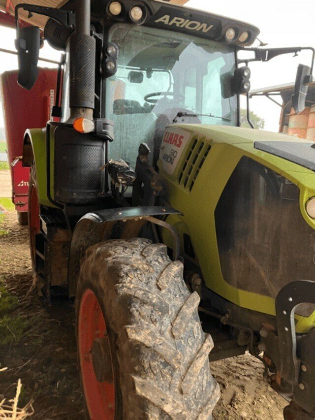 Traktor typu CLAAS ARION 510 FIRST EDITION, Gebrauchtmaschine w Hauteroche (Zdjęcie 2)