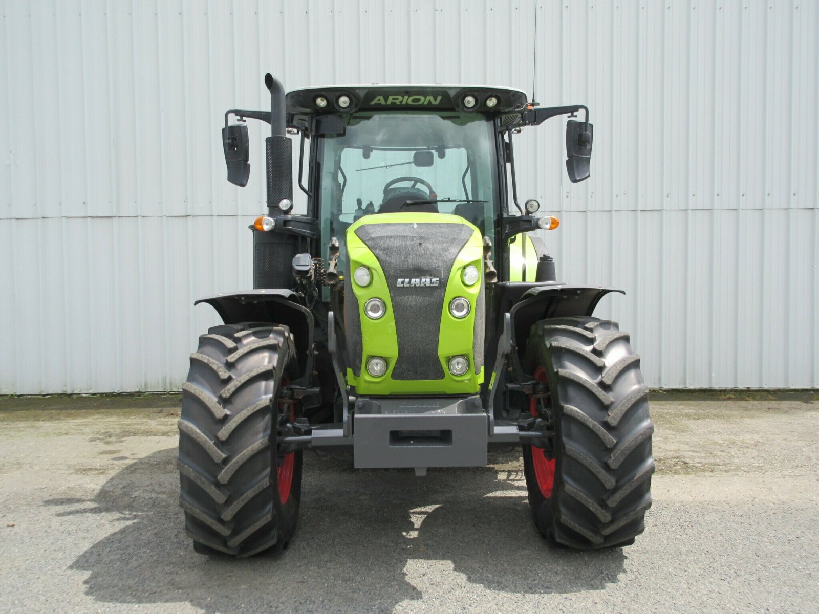 Traktor типа CLAAS ARION 510 - S5 SUR MESURE, Gebrauchtmaschine в PLOUIGNEAU (Фотография 8)