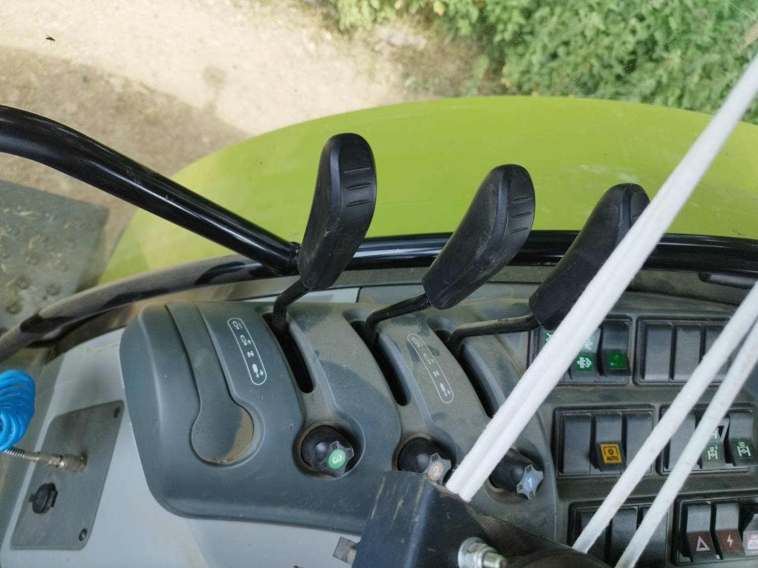 Traktor vrste CLAAS Arion 510, Gebrauchtmaschine v Le Horps (Slika 8)