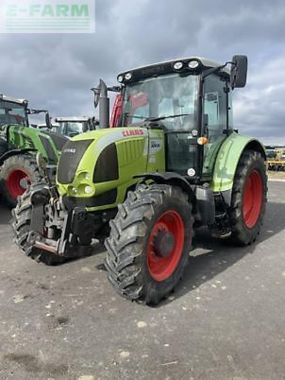 Traktor du type CLAAS arion 510, Gebrauchtmaschine en MONFERRAN (Photo 1)