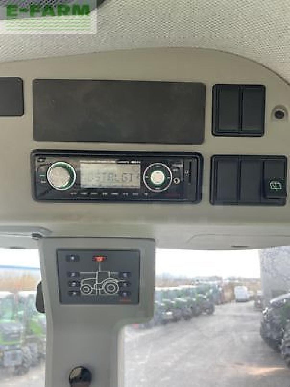 Traktor du type CLAAS arion 510, Gebrauchtmaschine en MONFERRAN (Photo 15)