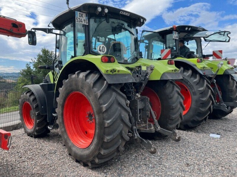 Traktor типа CLAAS ARION 520 CIS T4I CIS, Gebrauchtmaschine в Feurs (Фотография 3)
