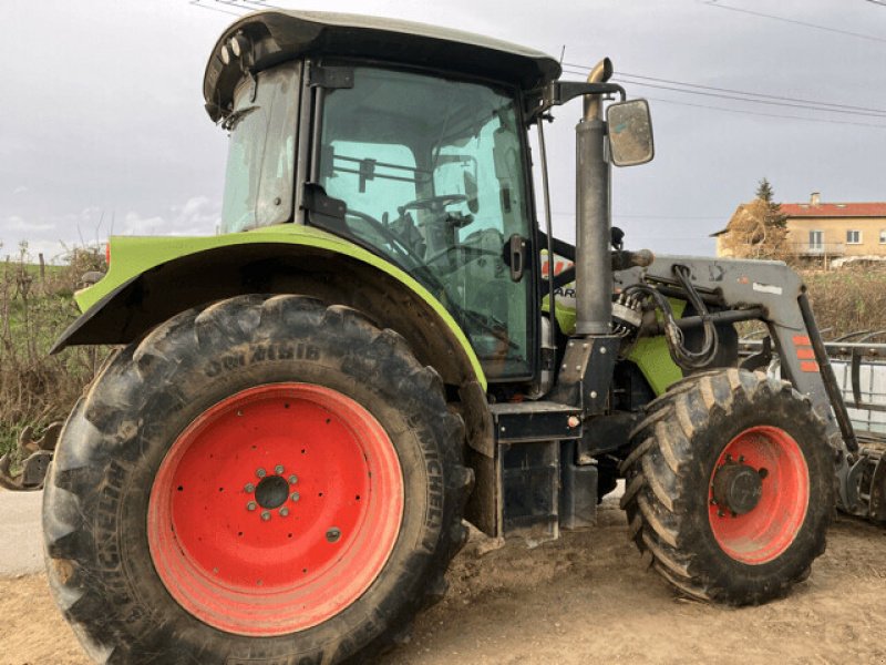 Traktor des Typs CLAAS ARION 520 CIS T4I CIS, Gebrauchtmaschine in Feurs (Bild 2)