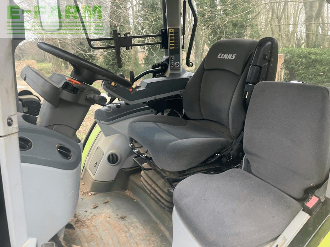 Traktor Türe ait CLAAS arion 520 t4i, Gebrauchtmaschine içinde ST ANDIOL (resim 5)