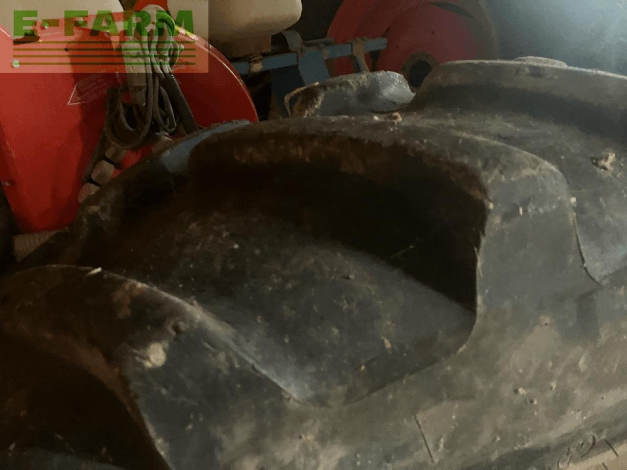 Traktor Türe ait CLAAS arion 520 t4i, Gebrauchtmaschine içinde ST ANDIOL (resim 9)