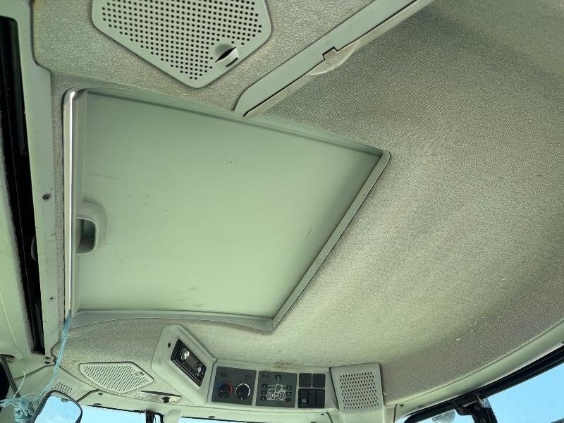 Traktor типа CLAAS ARION 520, Gebrauchtmaschine в Richebourg (Фотография 9)