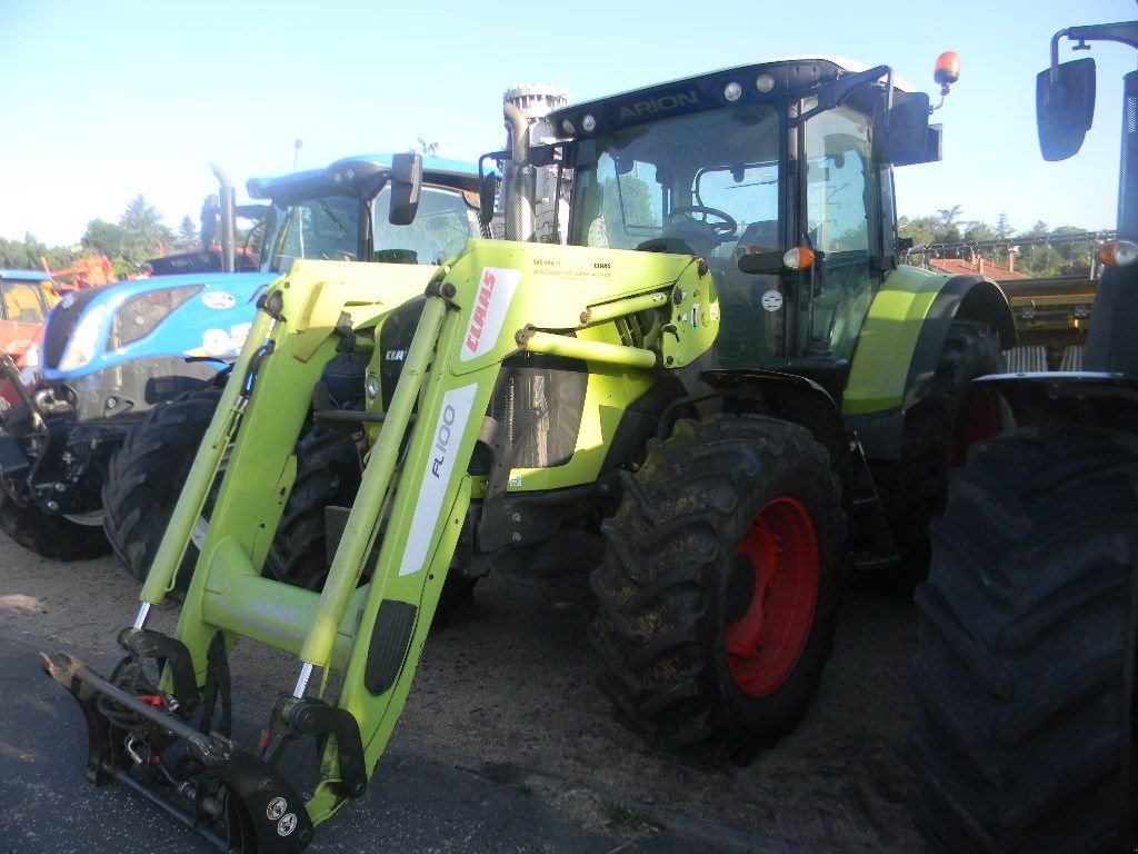 Traktor del tipo CLAAS ARION 520, Gebrauchtmaschine In ENNEZAT (Immagine 1)