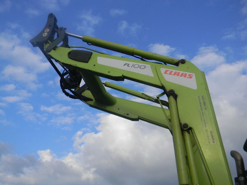 Traktor typu CLAAS ARION 520, Gebrauchtmaschine v ENNEZAT (Obrázek 9)