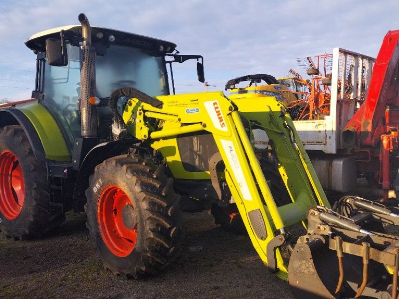Traktor vrste CLAAS ARION 520, Gebrauchtmaschine v ENNEZAT (Slika 1)